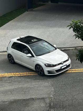 VOLKSWAGEN GOLF 2.0 TSI GTI 16V TURBO GASOLINA 4P AUTOMÁTICO VOLKSWAGEN GOLF 2.0 TSI GTI 16V TURBO GASOLINA 4P AUTOMÁTICO
